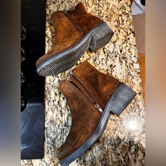 NAOT Footwear Women's Wander Boot 38 - Picture 14 of 14